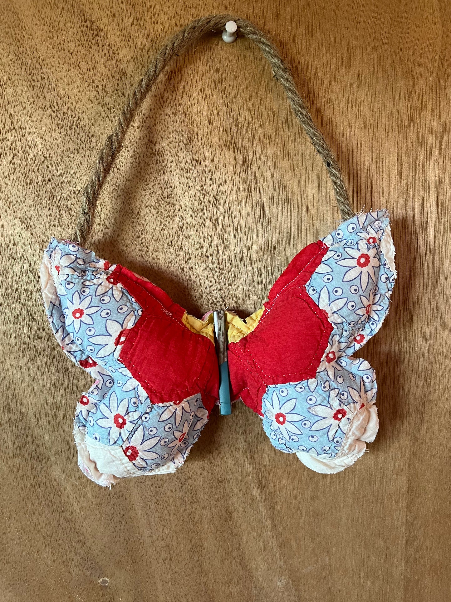Antique Quilt Small Butterfly